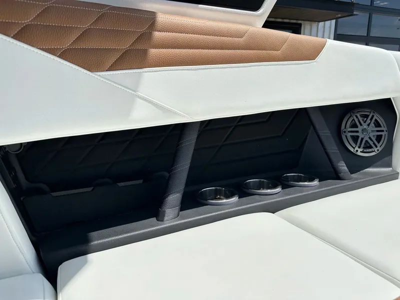 Slide: The Image of Correct Craft Super Air Nautique S23 2025 - 37