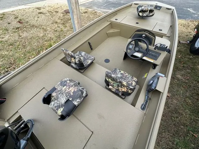 Slide: The Image of G3 Gator Tough 18 SC 2025 - 3