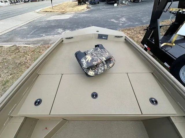 Slide: The Image of G3 Gator Tough 18 SC 2025 - 6