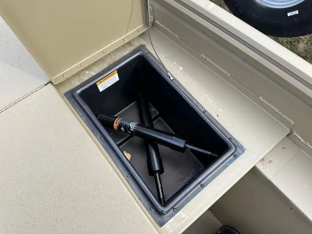 Slide: The Image of G3 Gator Tough 18 SC 2025 - 9