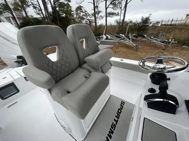 Slide: The Image of Sportsman Masters 267OE Bay Boat 2025 - 11