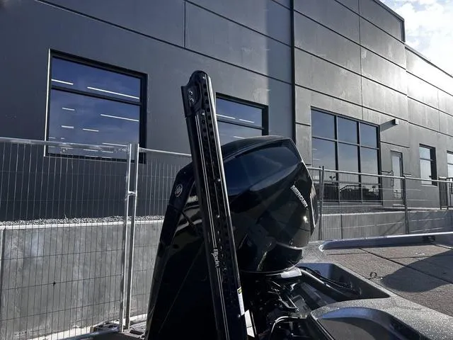 Slide: The Image of Caymas CX 21 2022 - 4