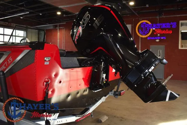 Slide: The Image of Lund 1775 Impact XS Sport 2025 - 12