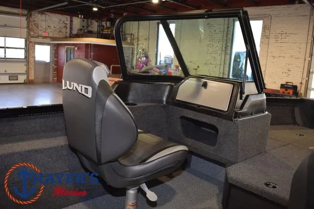 Slide: The Image of Lund 1775 Impact XS Sport 2025 - 20