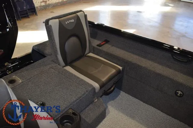 Slide: The Image of Lund 1775 Impact XS Sport 2025 - 21