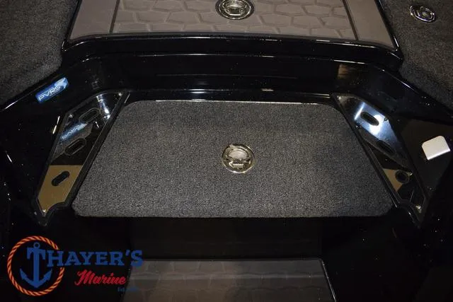 Slide: The Image of Ranger Z521R Cup-Equipped 2025 - 21