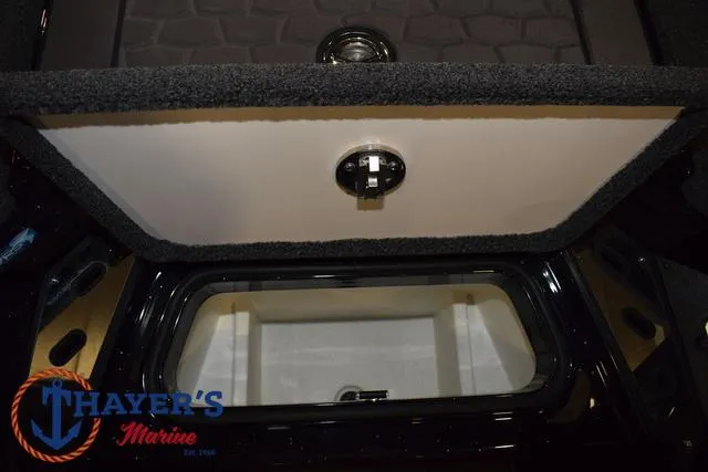 Slide: The Image of Ranger Z521R Cup-Equipped 2025 - 22