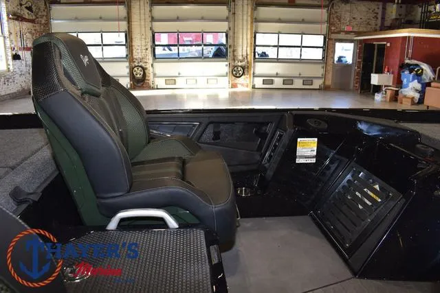 Slide: The Image of Ranger Z521R Cup-Equipped 2025 - 25