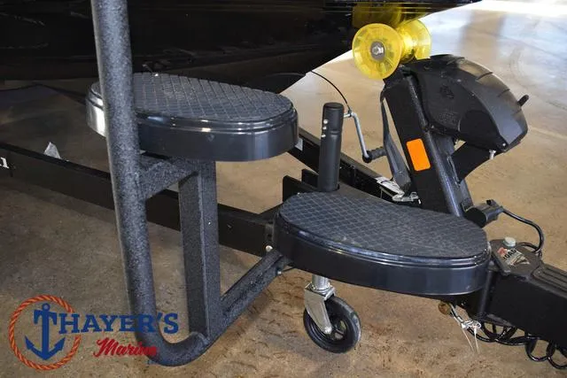 Slide: The Image of Ranger Z521R Cup-Equipped 2025 - 8