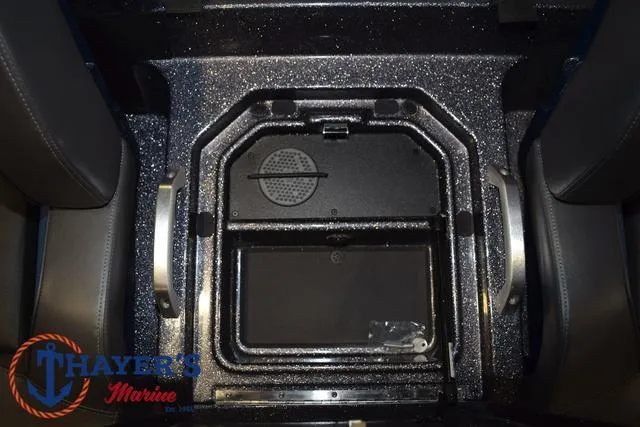 Slide: The Image of Ranger Z520R Cup-Equipped 2025 - 24