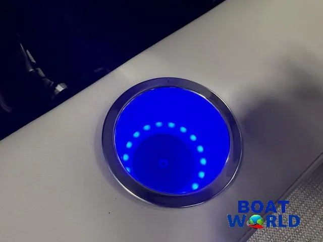 Slide: The Image of Bentley Pontoons Legacy 220 Swingback & Honda 4-Stroke EFI 2026 - 28