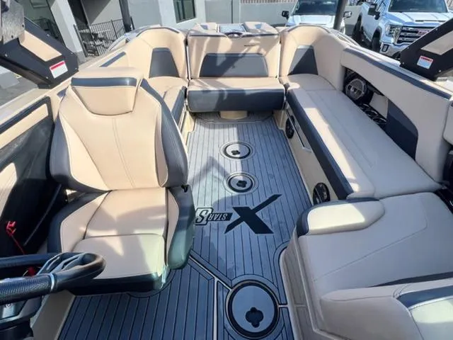 Slide: The Image of MasterCraft XStar S 2022 - 19