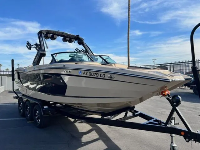 Slide: The Image of MasterCraft XStar S 2022 - 4