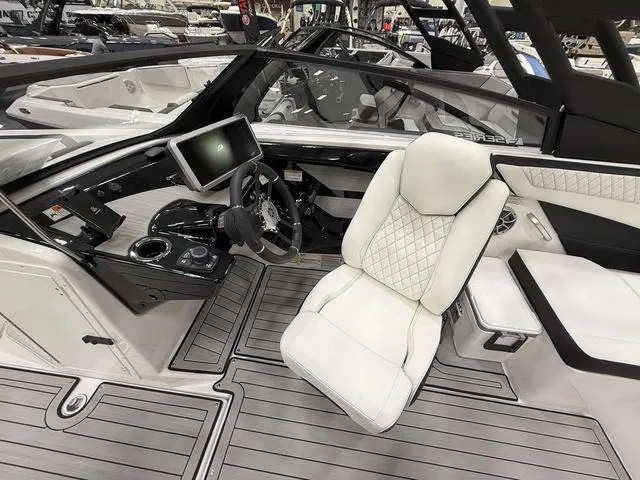 Slide: The Image of Yamaha 222SE 2025 - 13