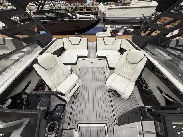 Slide: The Image of Yamaha 222SE 2025 - 21