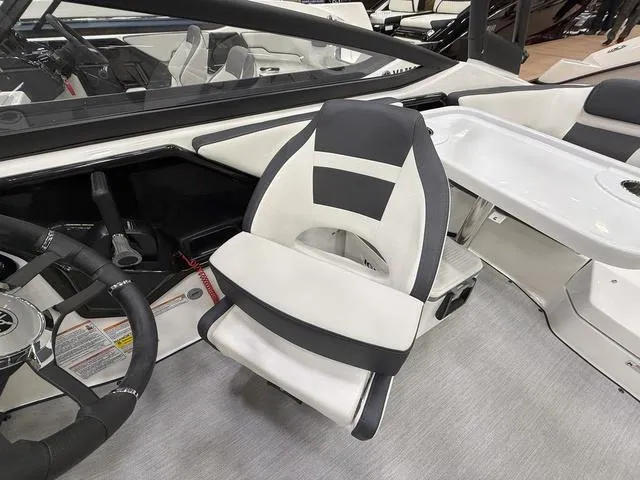 Slide: The Image of Yamaha AR195 2025 - 11