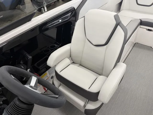 Slide: The Image of Yamaha AR250 2025 - 14