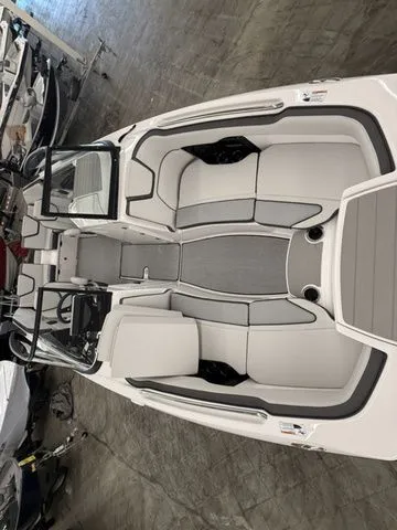 Slide: The Image of Yamaha AR250 2025 - 15