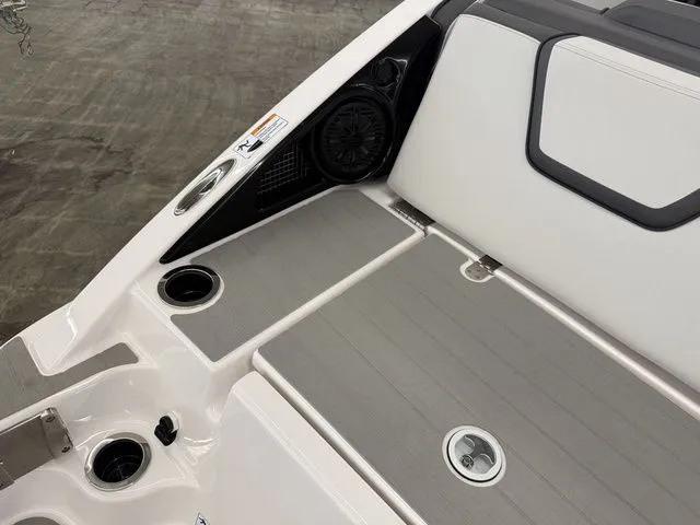 Slide: The Image of Yamaha AR250 2025 - 7