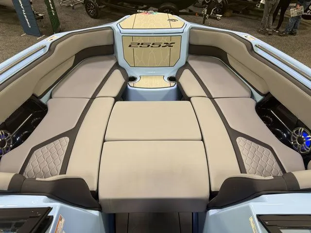 Slide: The Image of Yamaha 255XD 2025 - 39