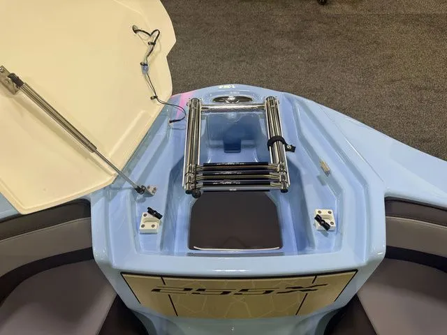 Slide: The Image of Yamaha 255XD 2025 - 38