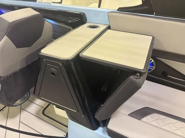 Slide: The Image of Yamaha 255XD 2025 - 16