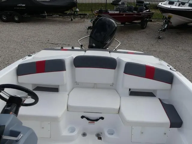 Slide: The Image of Tahoe T18 2023 - 8