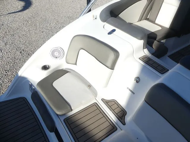 Slide: The Image of Yamaha 242 Limited S 2011 - 13