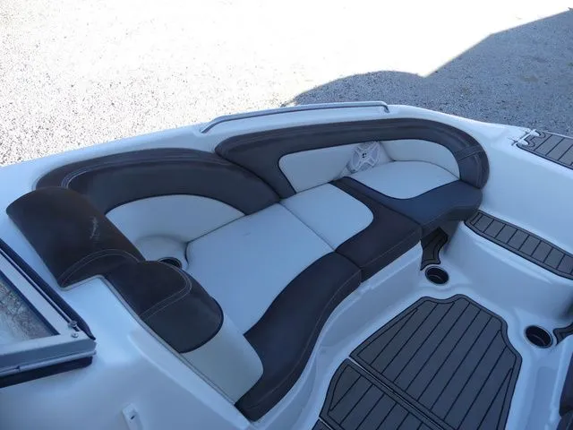 Slide: The Image of Yamaha 242 Limited S 2011 - 20