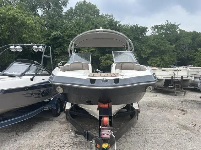 Slide: The Image of Yamaha 242 Limited S 2011 - 4