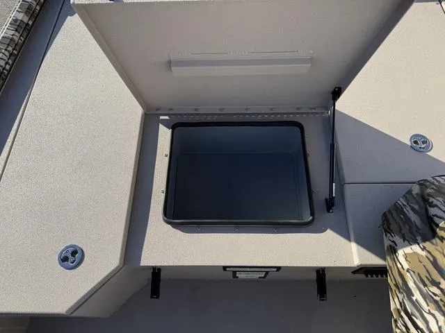 Slide: The Image of Avid 20 Vertex 2025 - 11