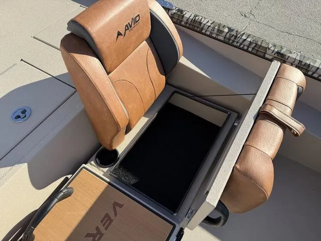 Slide: The Image of Avid 20 Vertex 2025 - 15