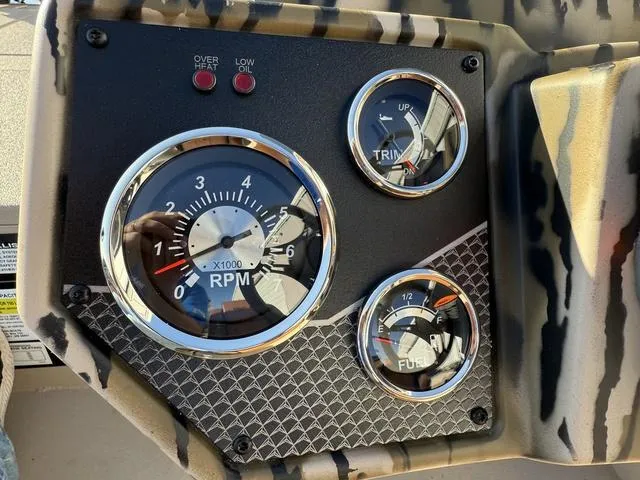 Slide: The Image of Avid 20 Vertex 2025 - 19