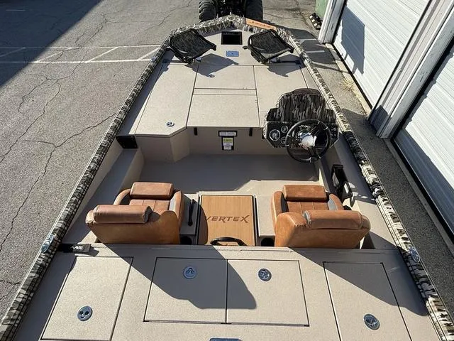 Slide: The Image of Avid 20 Vertex 2025 - 28