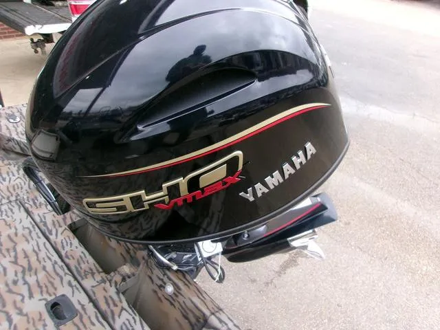 Slide: The Image of Xpress XP185 Catfish 2025 - 9