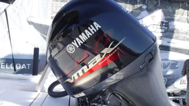 Slide: The Image of Yamaha VMAX outboard motor on 2021 Avid 23 FS boat. - 15