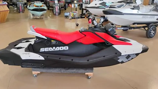 Slide: The Image of Sea-Doo Spark Trixx for 3 2025 - 5