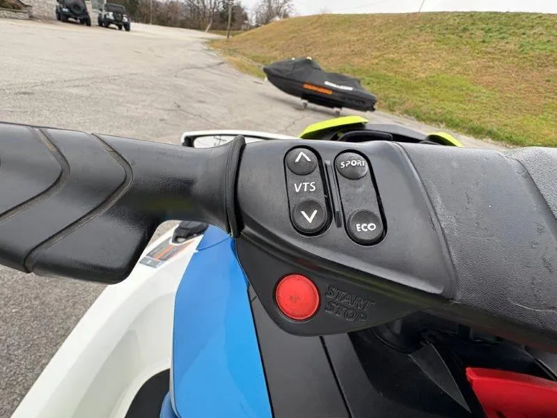 Slide: The Image of Sea-Doo Wake Pro 230 2017 - 35