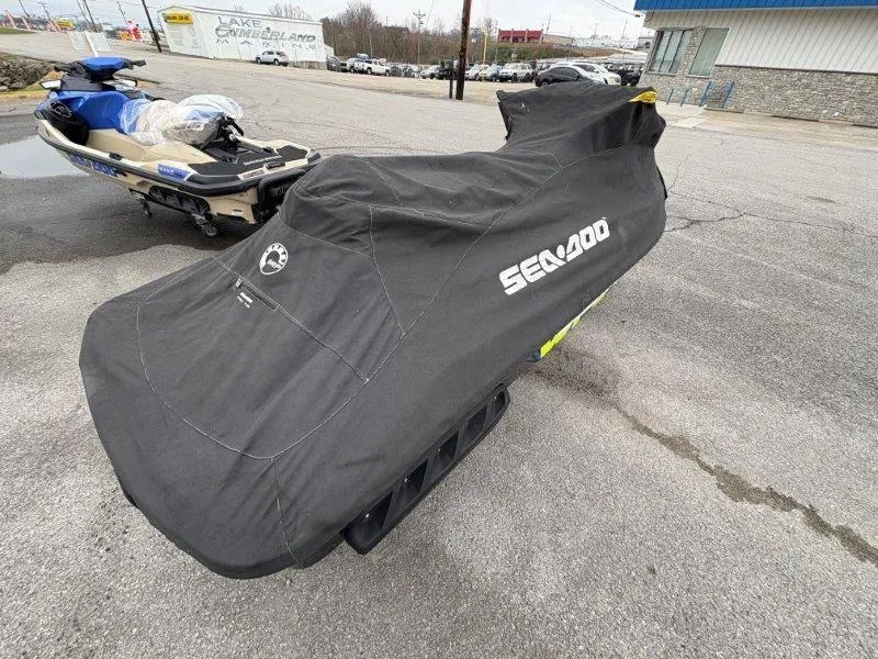 Slide: The Image of Sea-Doo Wake Pro 230 2017 - 42