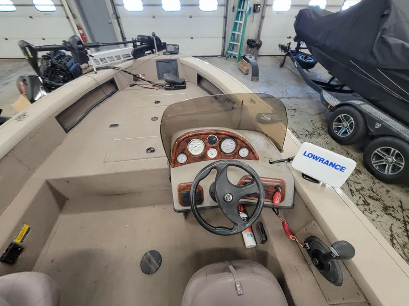 Slide: The Image of Triton DV 176 SC Sport 2005 - 7