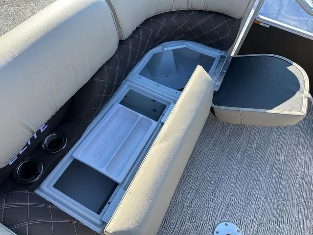 Slide: The Image of SunCatcher ELITE 324RC 2025 - 17