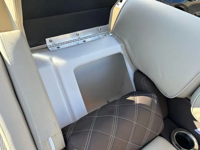 Slide: The Image of SunCatcher ELITE 324RC 2025 - 6