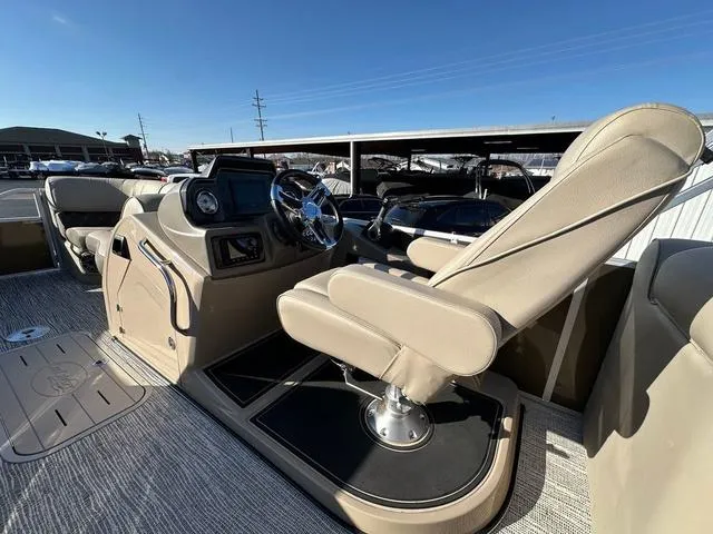 Slide: The Image of SunCatcher ELITE 324RC 2025 - 9