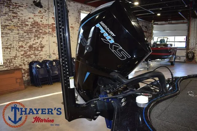 Slide: The Image of 2023 Blazer 625 Pro Elite boat with Mercury Pro XS engine at Thayer's Marine. - 6
