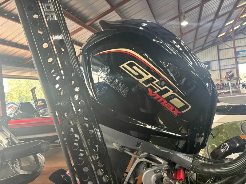 Slide: The Image of Skeeter FXR20 Apex 2023 - 23