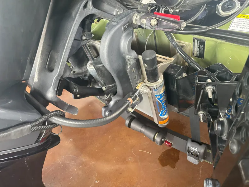 Slide: The Image of Skeeter FXR20 Apex 2023 - 9