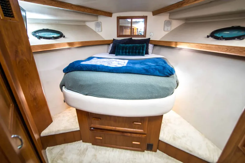 Slide: The Image of Californian 55 Cockpit Motor Yacht 1989 - 24