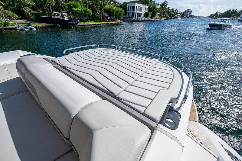 Slide: The Image of Sunseeker 60 EVO PREDATOR 2021 - 17