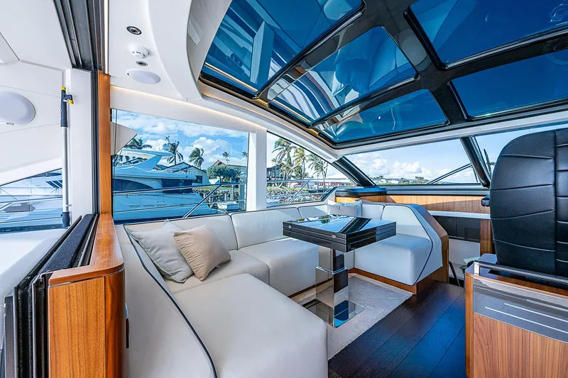 Slide: The Image of Sunseeker 60 EVO PREDATOR 2021 - 20