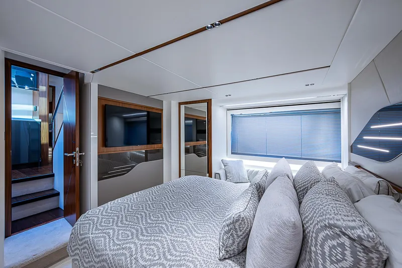 Slide: The Image of Sunseeker 60 EVO PREDATOR 2021 - 35